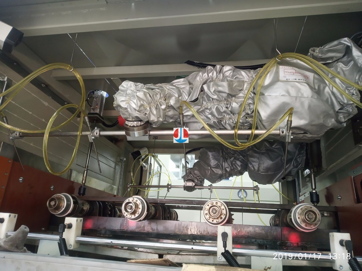 新能源汽车驱动电机电枢绝缘处理滴漆工位